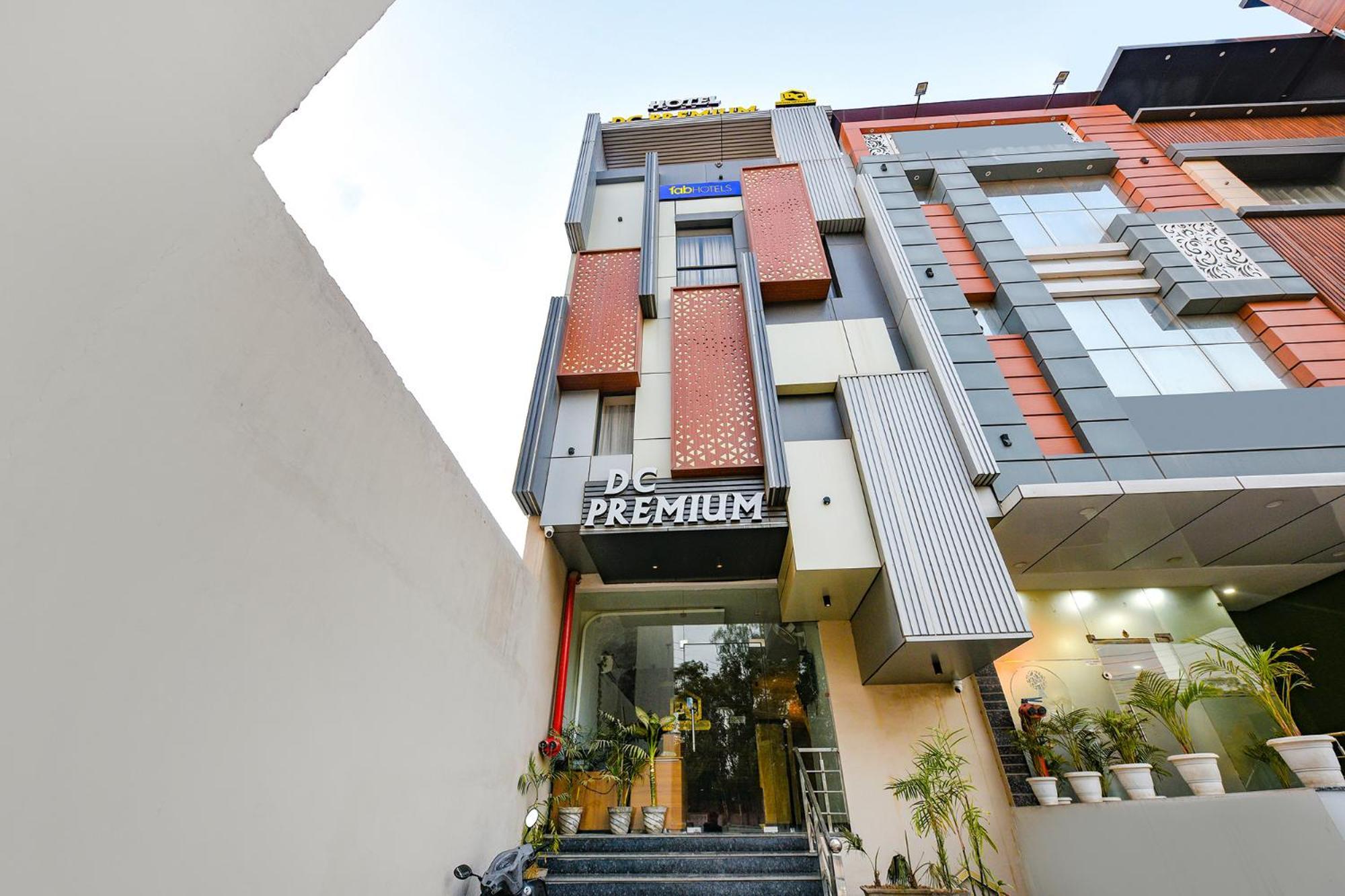 Fabhotel Dc Premium Zirakpur ภายนอก รูปภาพ