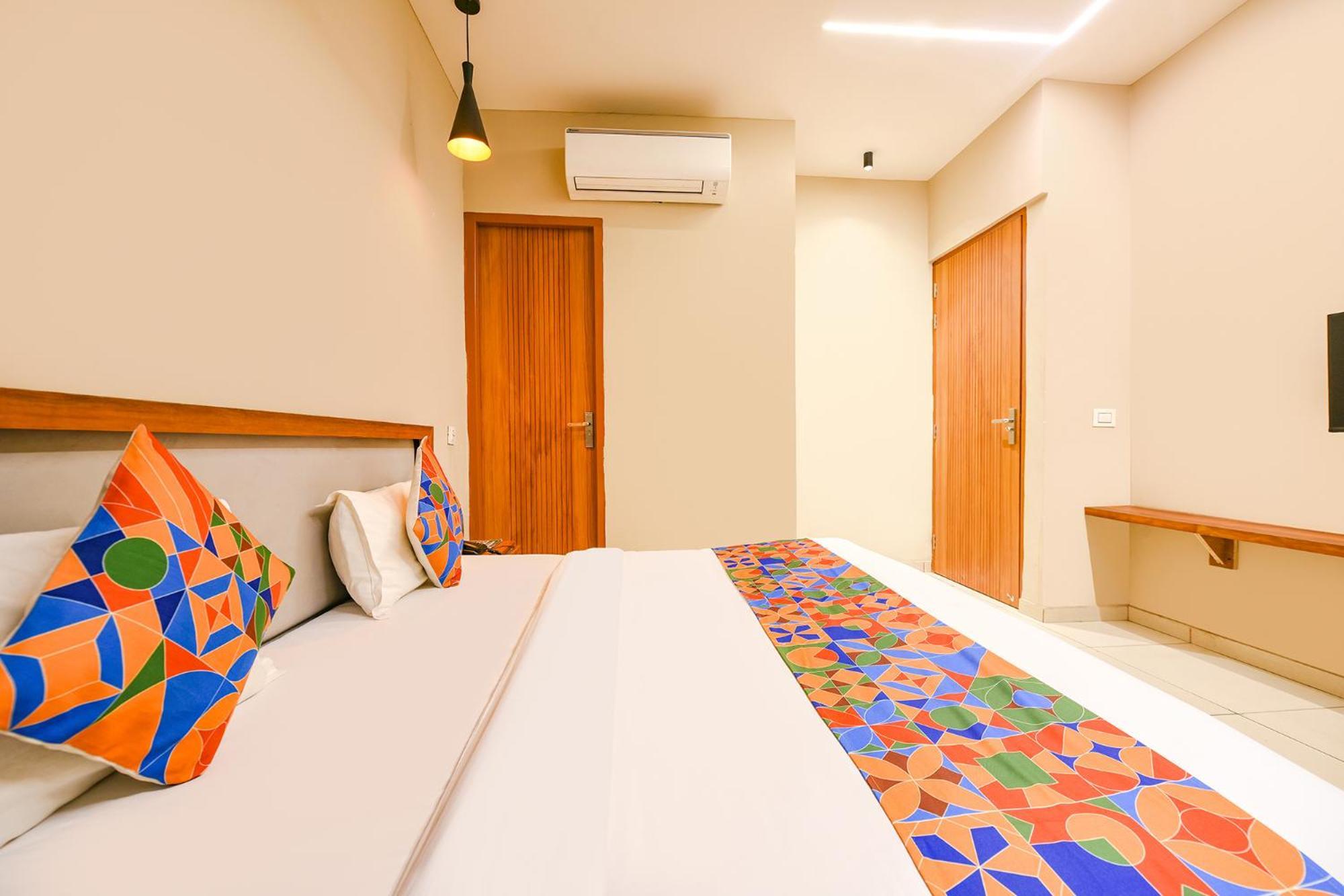 Fabhotel Dc Premium Zirakpur ภายนอก รูปภาพ