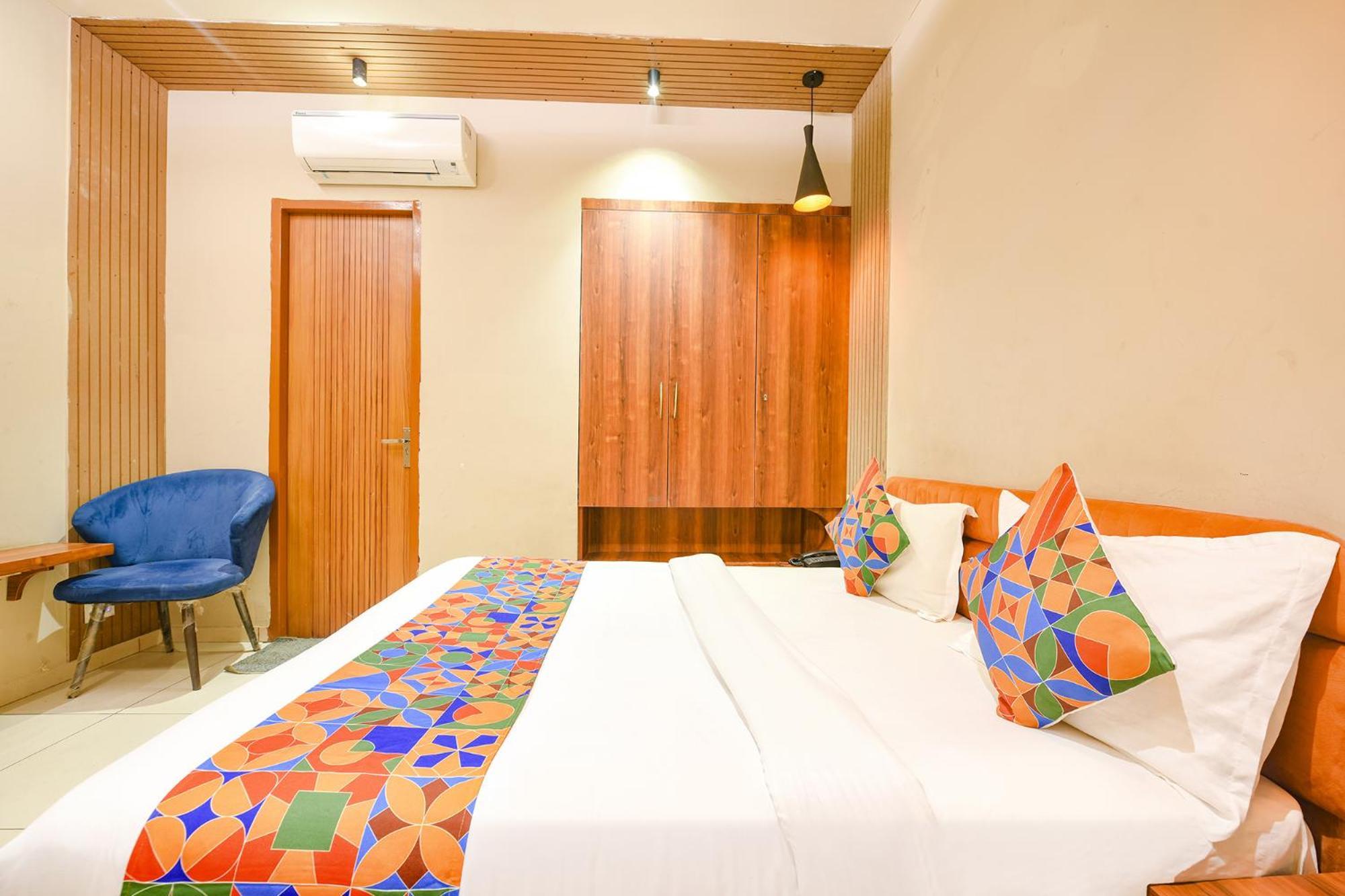Fabhotel Dc Premium Zirakpur ภายนอก รูปภาพ