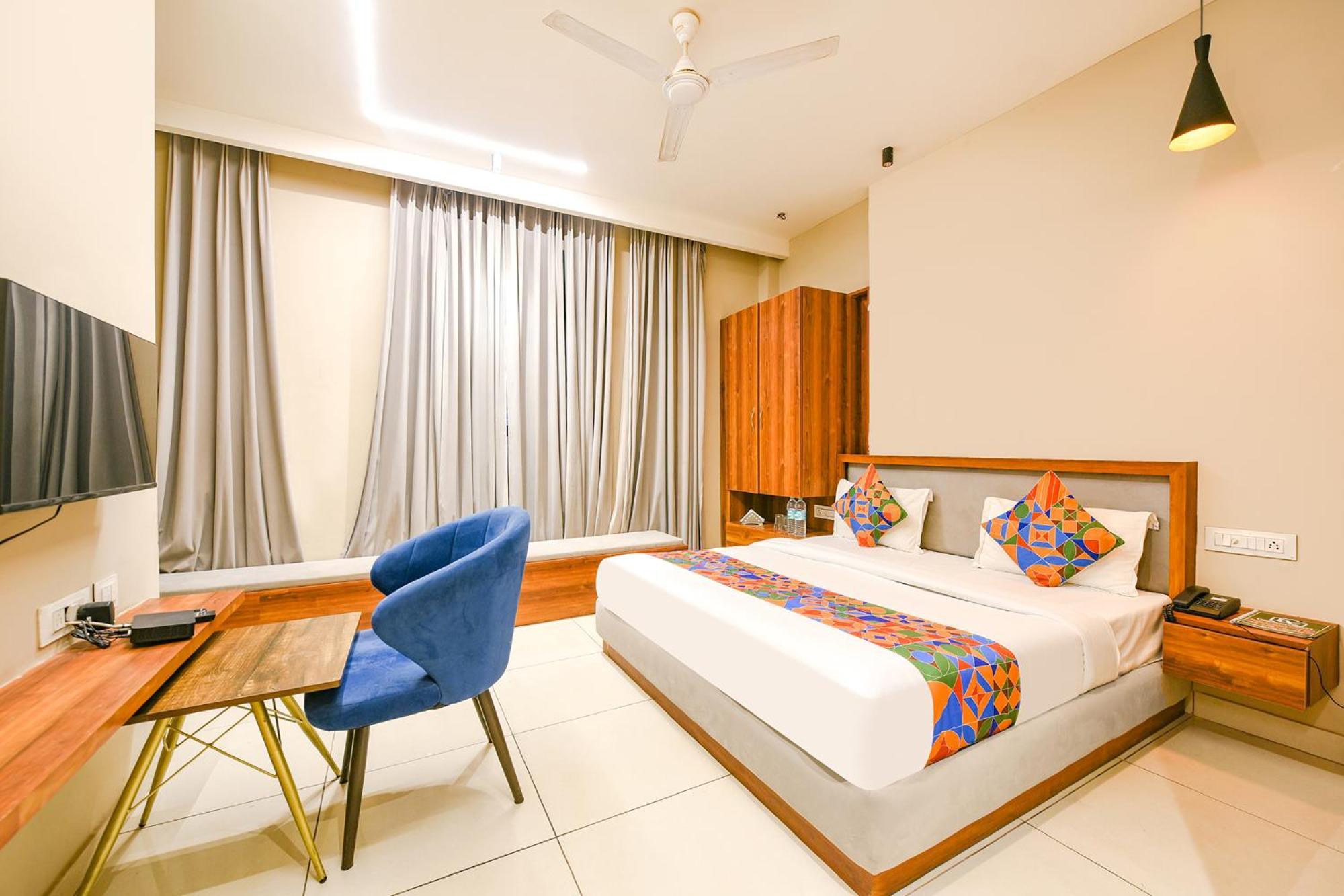 Fabhotel Dc Premium Zirakpur ภายนอก รูปภาพ